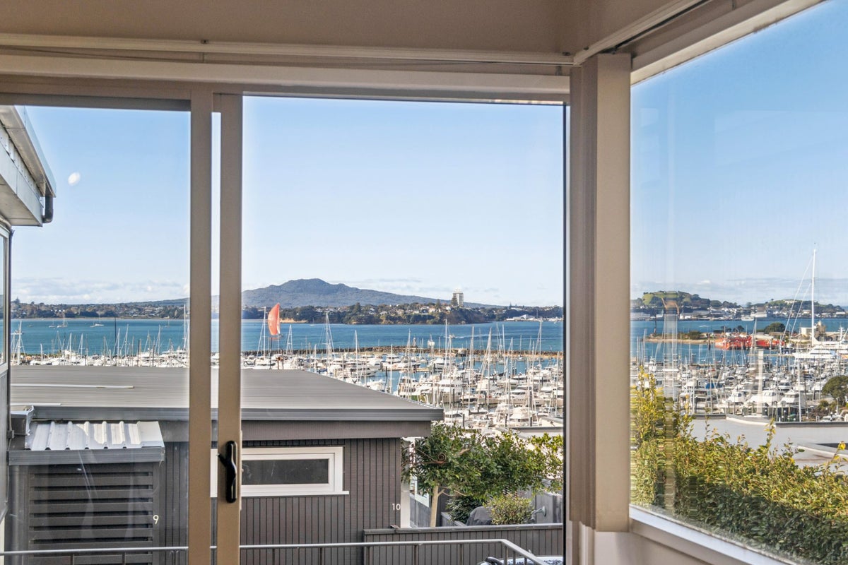 7/99 Shelly Beach Road, Ponsonby, Auckland - Carousel 1