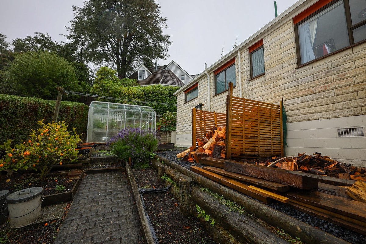 71 Glenross Street, Glenross, Dunedin - Carousel 19