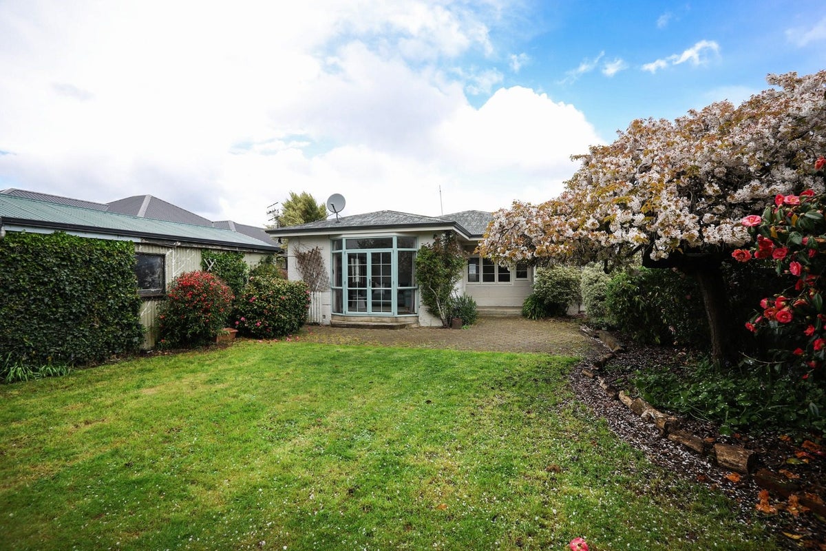 158 George Street, Windsor, Invercargill - Carousel 14