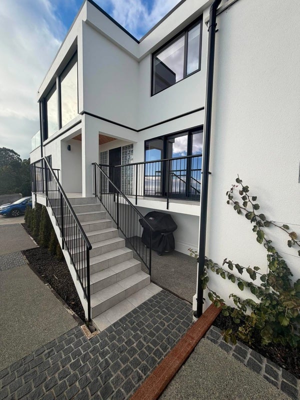 16 Hurst Seager Lane, Clifton, Christchurch - Carousel 2