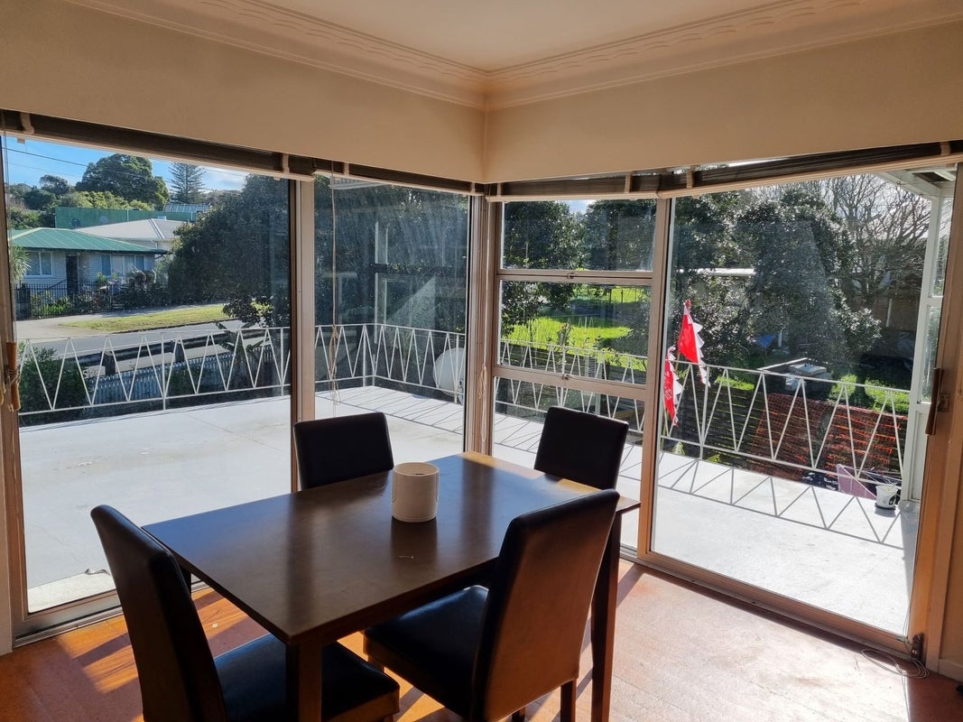 2/83 Rosamund Avenue, New Windsor, Auckland - Carousel 2