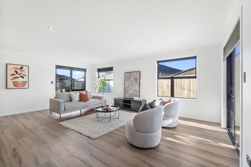 17 Pragma Rise, Rototuna North, Hamilton - Carousel 2