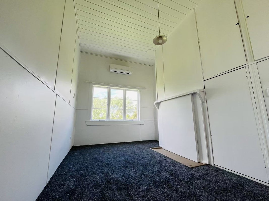 439 Papakura-Clevedon Road, Papakura - Carousel 2