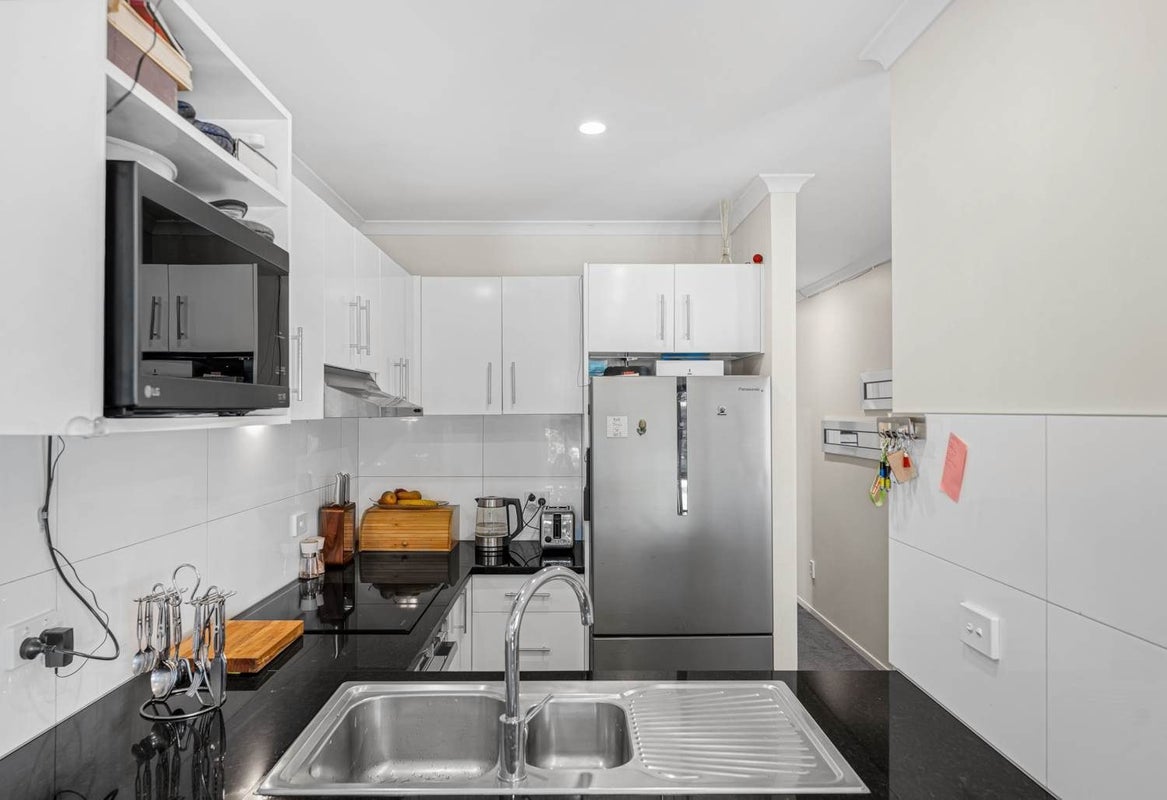 34 Chapel Road, Flat Bush, Auckland - Carousel 2