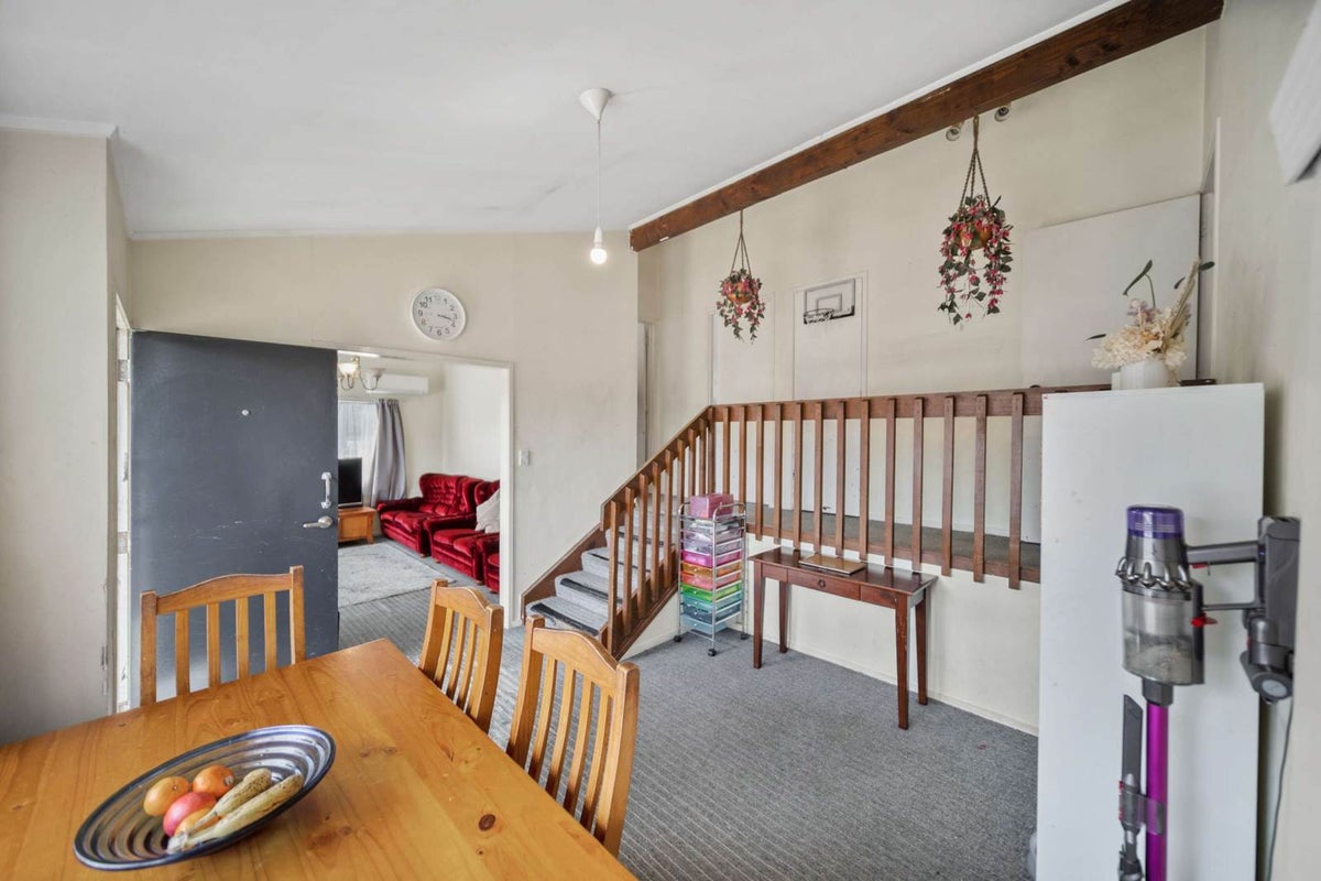 1/36 Burundi Avenue, Clendon Park, Auckland - Carousel 5