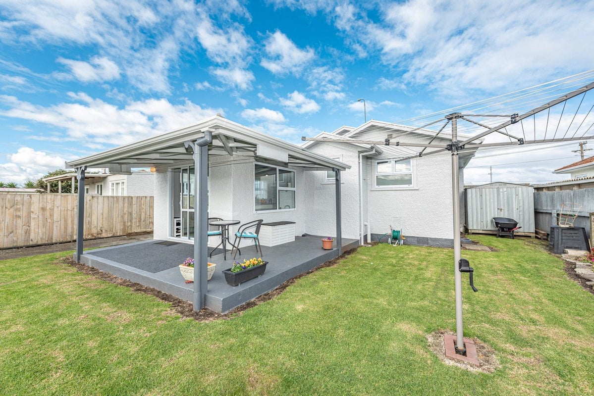 0 Heads Road, Gonville, WHANGANUI - Carousel 2