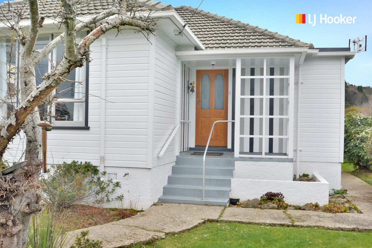 42 Balmain Street, Halfway Bush, Dunedin - Carousel 2