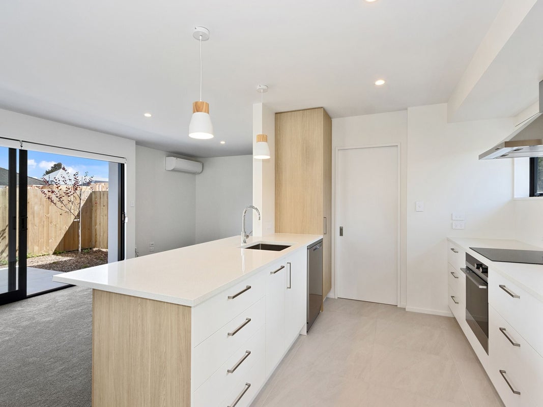 2/39 Heywood Terrace, Richmond, Christchurch - Carousel 2