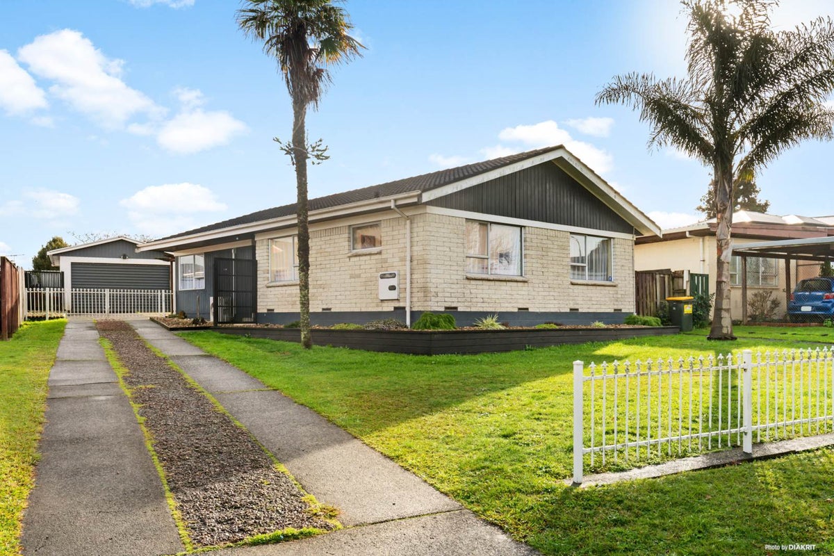 13 Tatariki Street, Rosehill, Papakura - Carousel 2