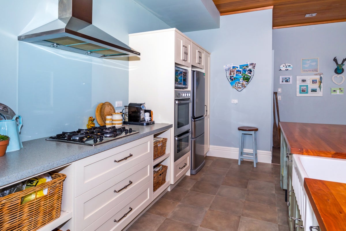 1 Nelson Terrace, Seaview, Timaru - Carousel 2
