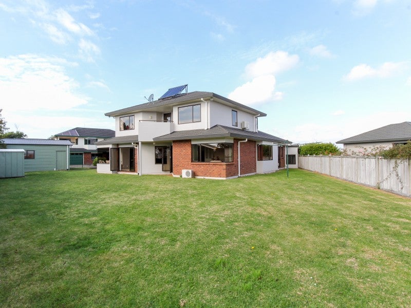 7 Sandel Rise, Merrilands, New Plymouth - Carousel 26