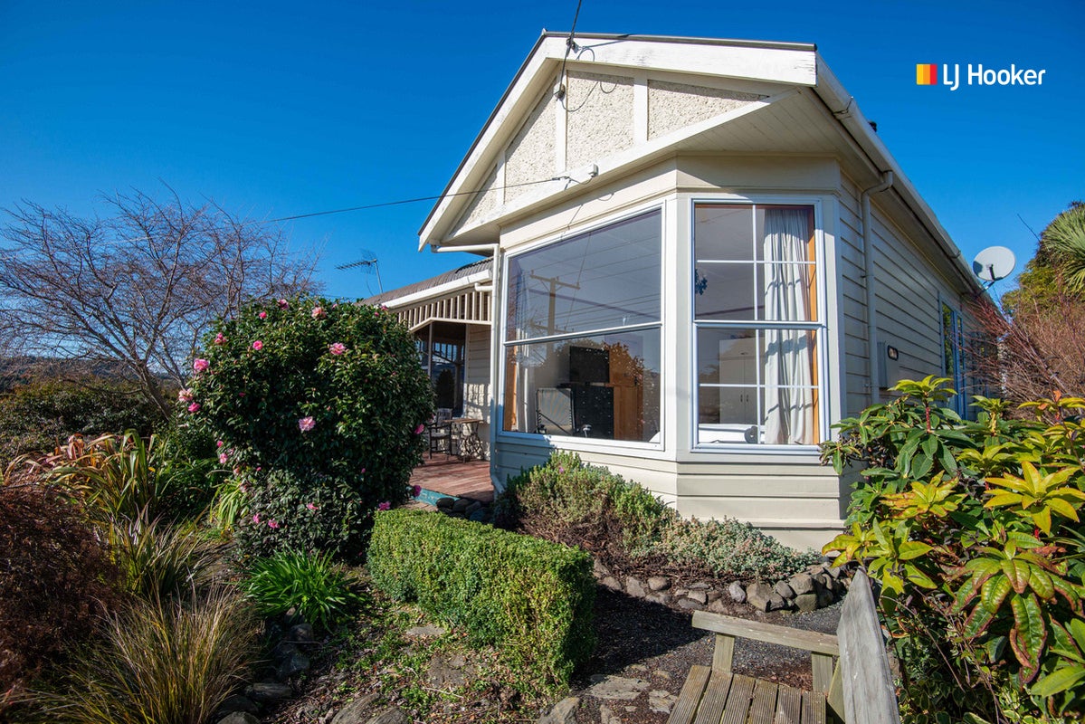 23 Main Road, Fairfield, Dunedin - Carousel 1