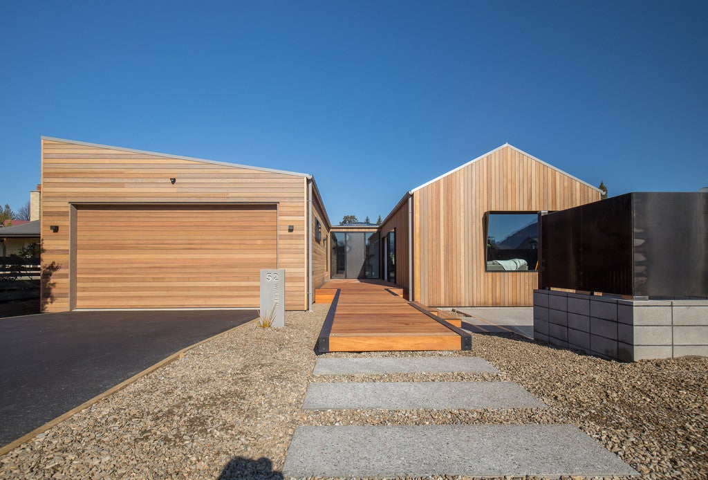 52 Warren Street, Wanaka - Carousel 1
