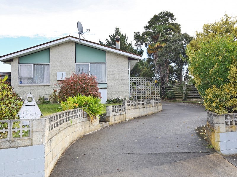 21 Stonehaven Street, Flaxmere, Hastings - Carousel 2