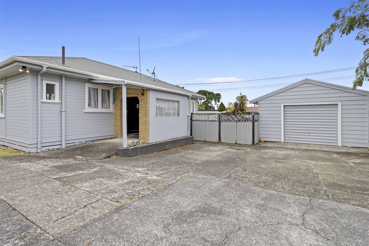 45 Livingstone Avenue, Nawton, Hamilton - Carousel 10