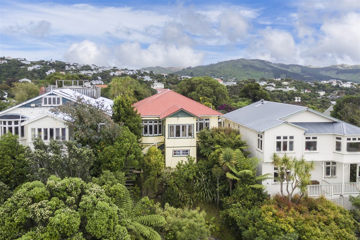 17 Fairview Crescent, Kelburn, Wellington - Carousel 27