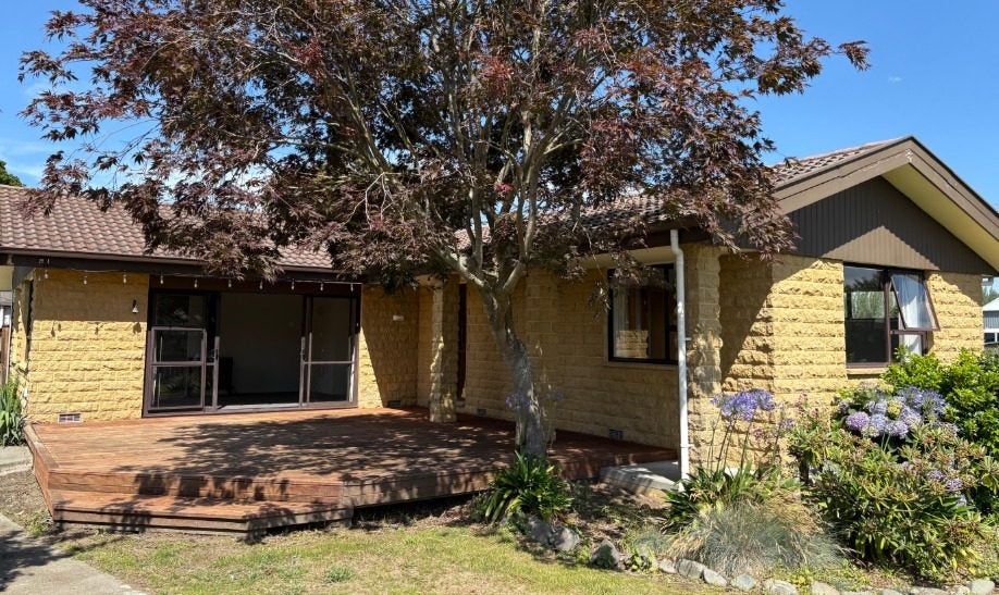 231 Talbot Street, Geraldine - Carousel 1