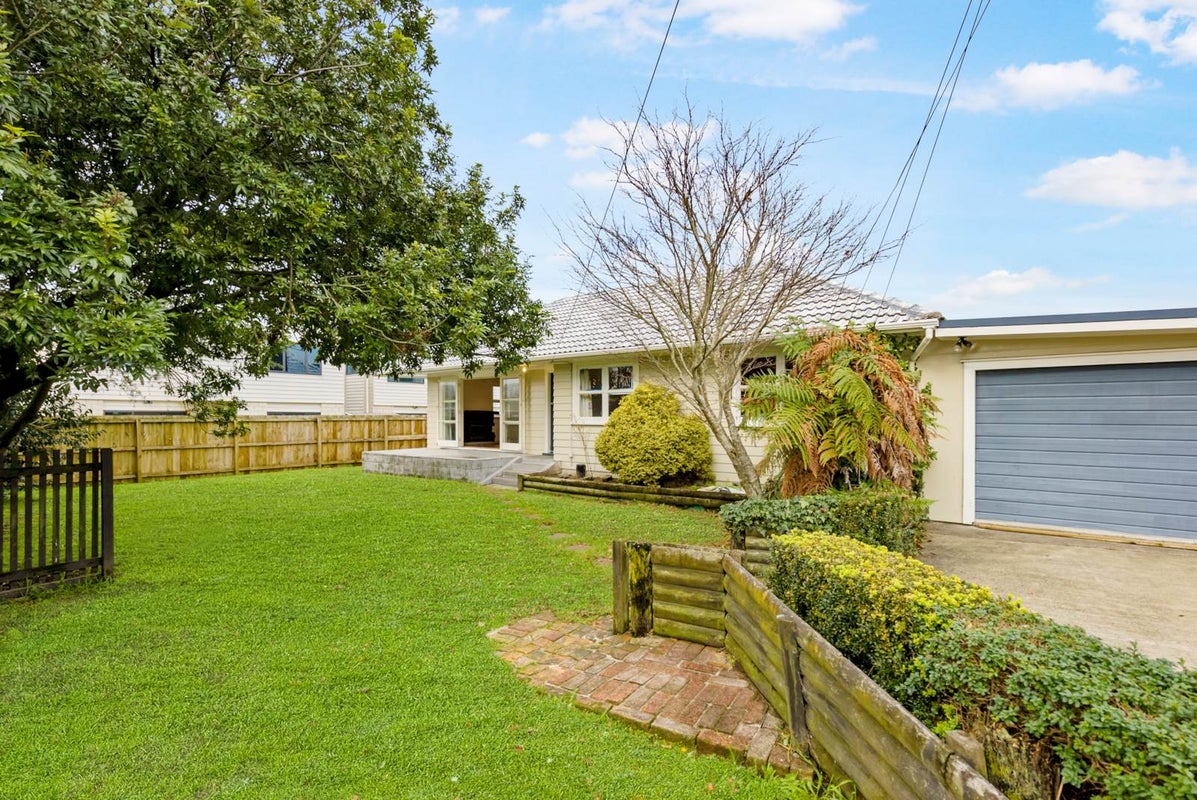 31 Sheehan Avenue, Papakura, Papakura - Carousel 1