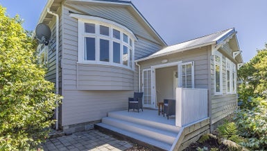 23 Motueka Street, Ngaio, Wellington - Carousel 1