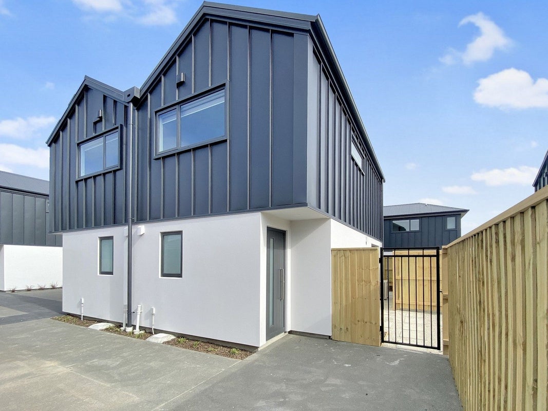 4/21 Frederick Street, Waltham, Christchurch - Carousel 1