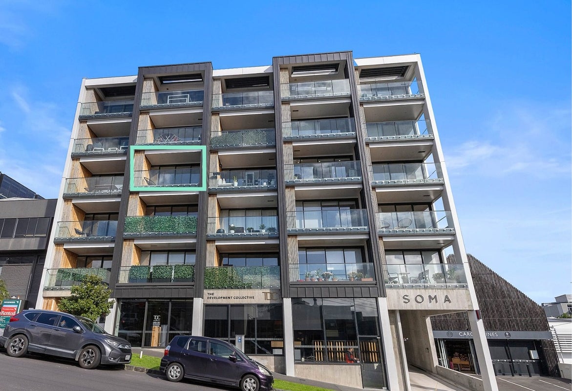 304/12 Mackelvie Street, Grey Lynn, Auckland - Carousel 1