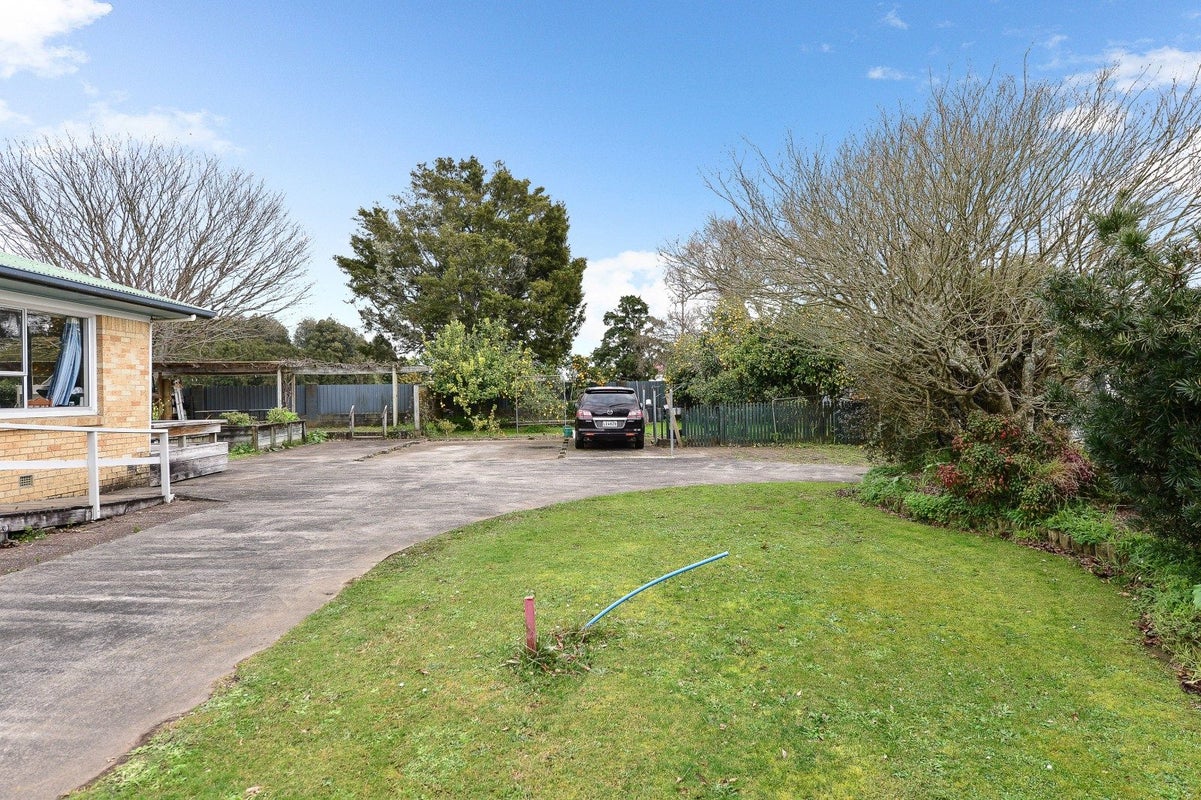 55A Morris Road, Hillcrest, Hamilton - Carousel 5