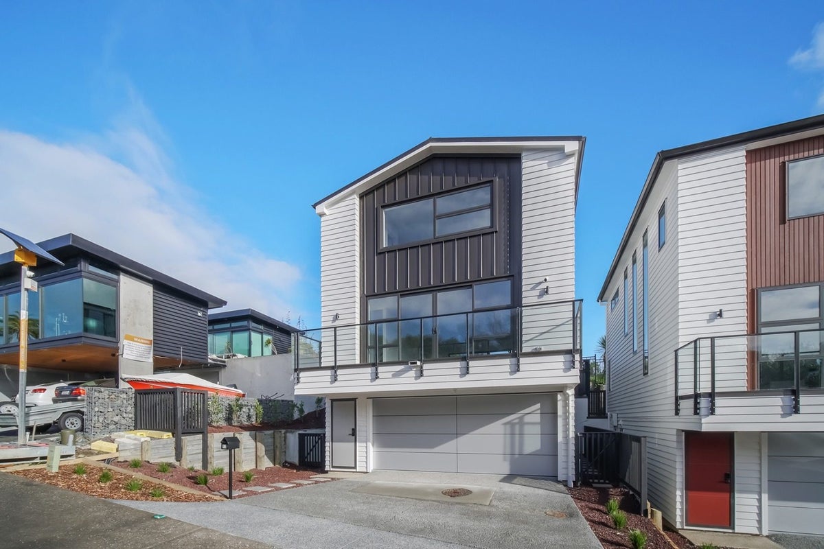 12 Pleasant Way, Matakatia, Whangaparāoa - Carousel 1