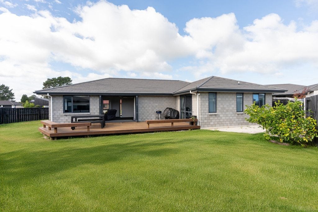 11 Matawhero Place, Hamilton - Carousel 16