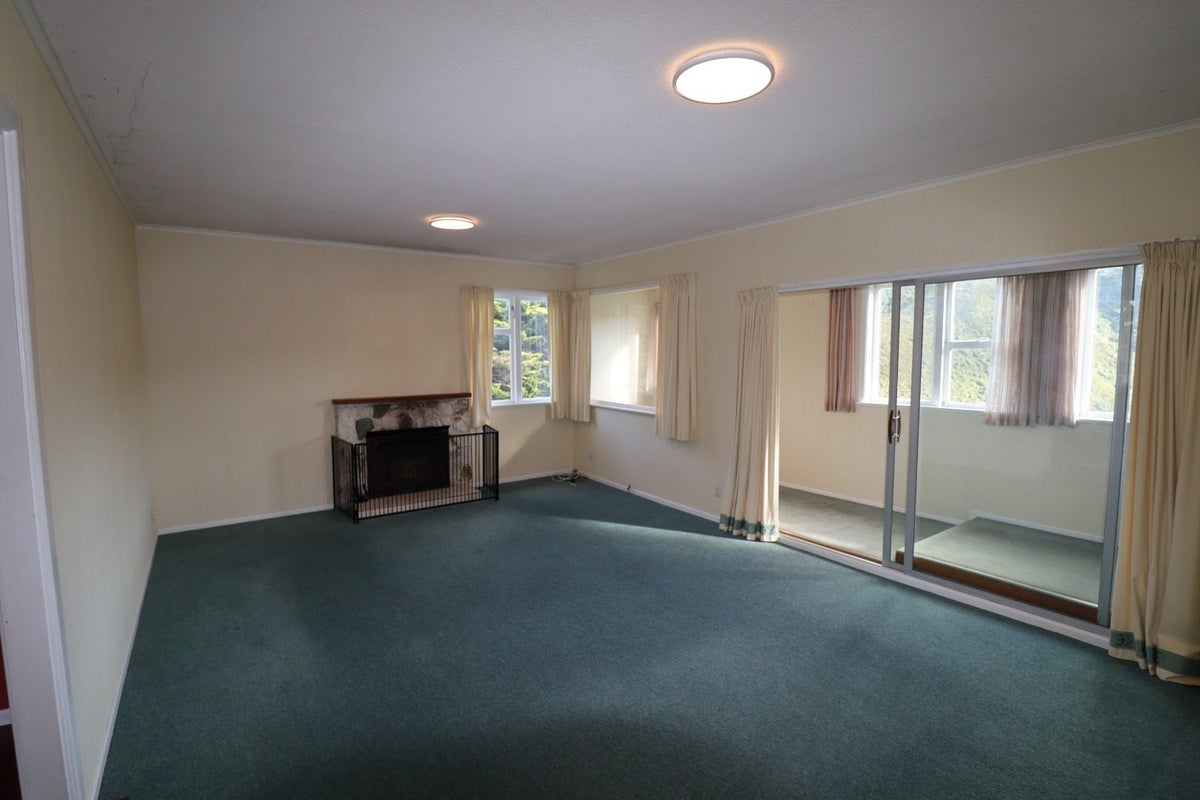 1A Clinton Way, Kingston, Wellington - Carousel 2