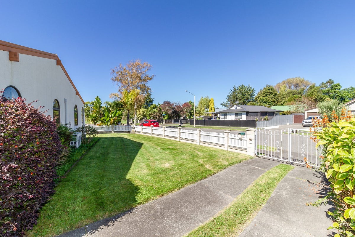 28 Perry Crescent, Greenmeadows, Napier - Carousel 20