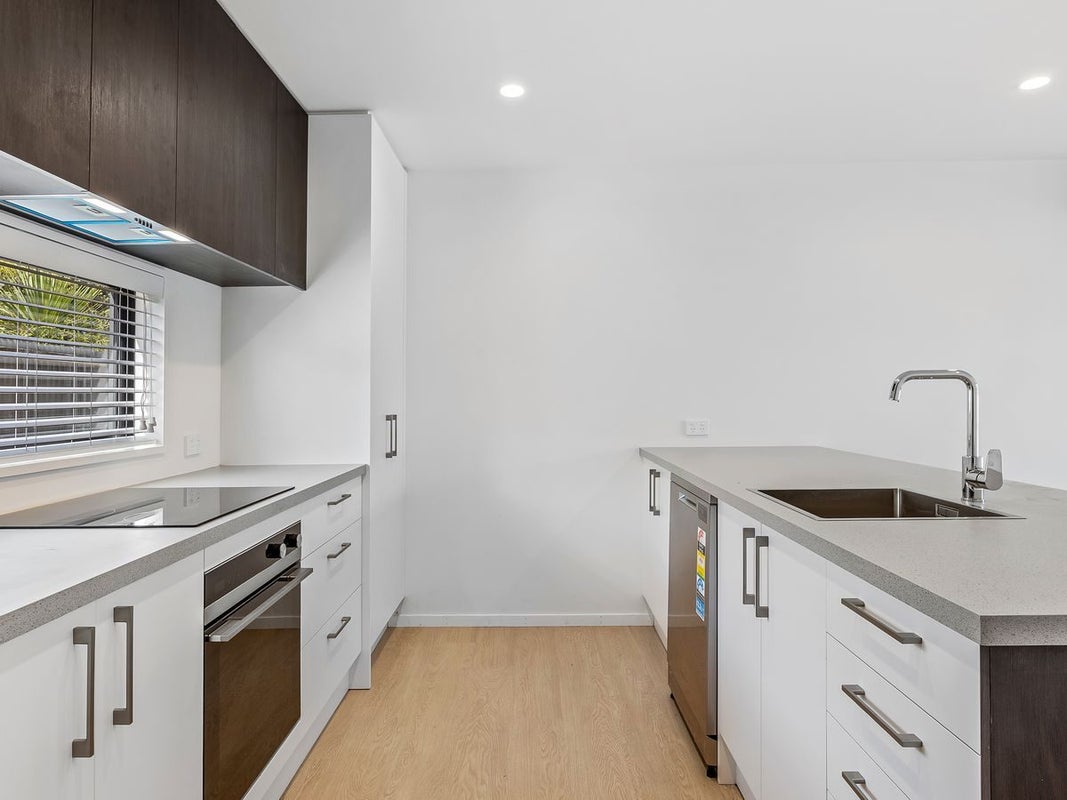 2/201 Bealey Avenue, Christchurch Central, Christchurch - Carousel 2