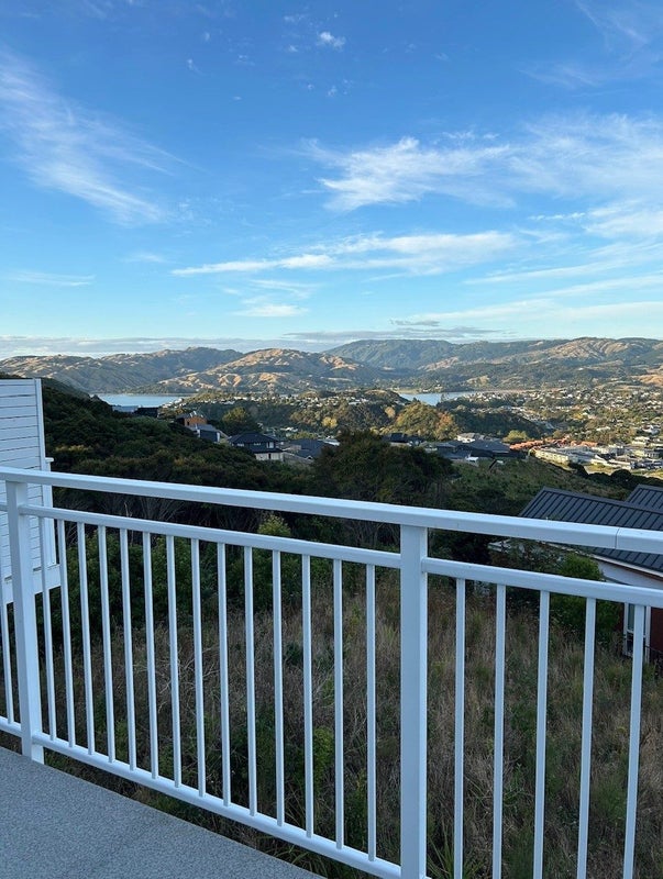 20 Kopua Place, Whitby, Porirua - Carousel 2