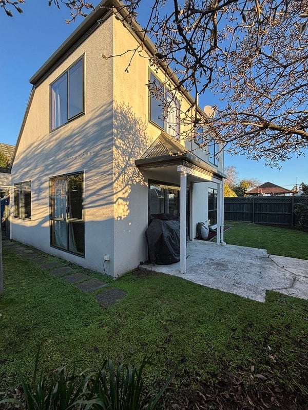 2/198 Greers Road, Bryndwr, Christchurch - Carousel 1