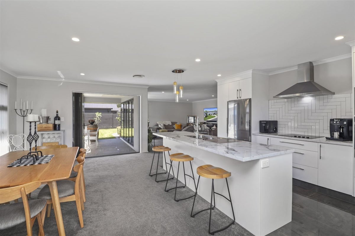 23 Arran Drive, Aongatete, Katikati - Carousel 2