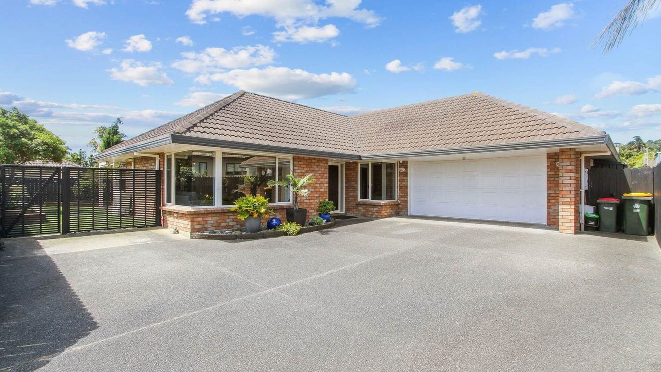 194 Kilkenny Drive, East Tamaki Heights, Auckland - Carousel 1