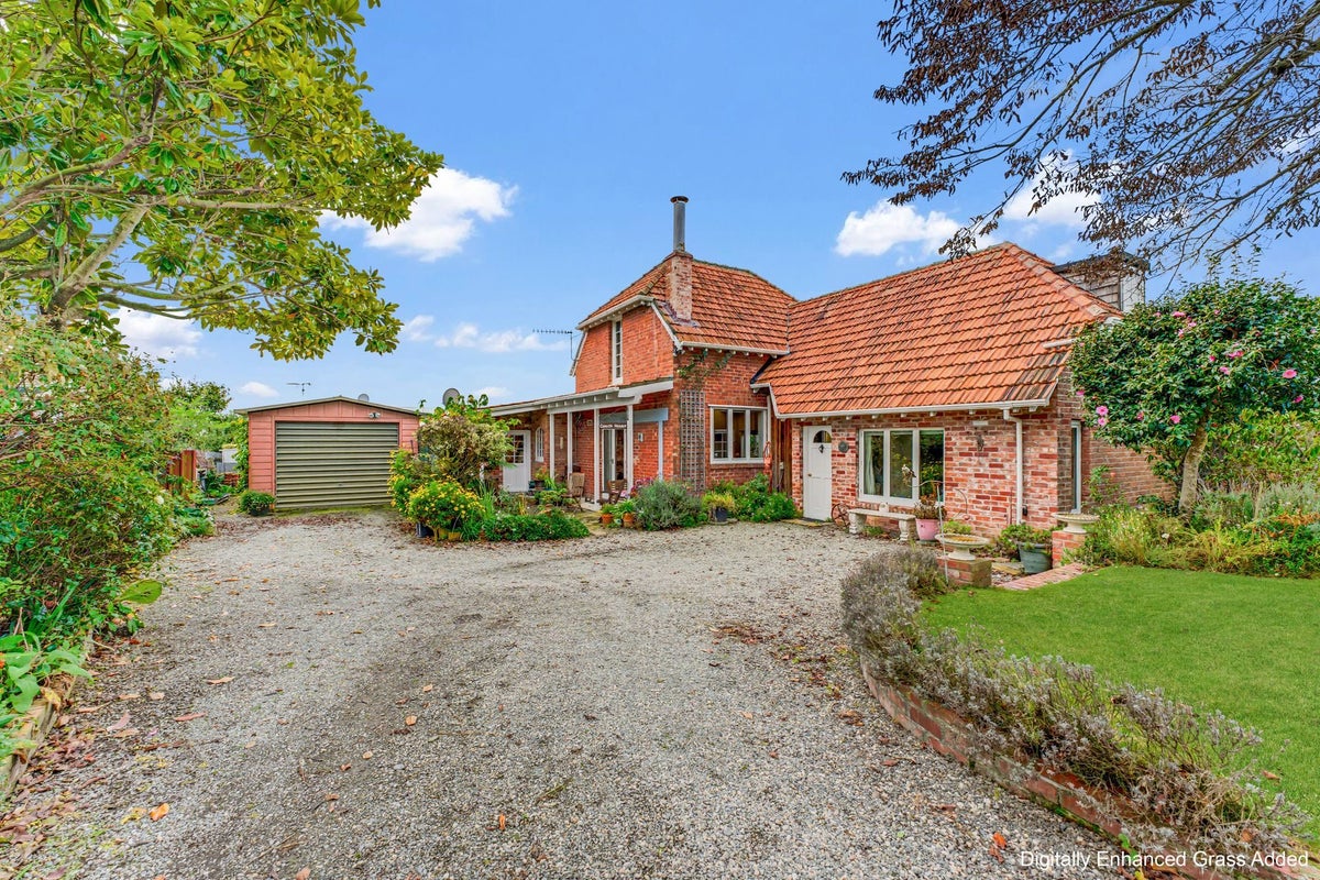 4 Hillsden Place, Glenwood, Timaru - Carousel 1
