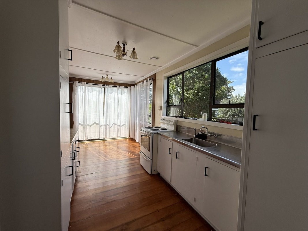 15 Corns Street, Kensington, Whangarei - Carousel 2