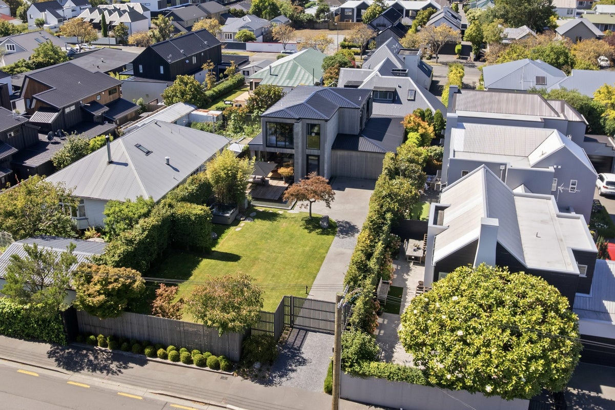 40 Hewitts Road, Merivale, Christchurch - Carousel 2
