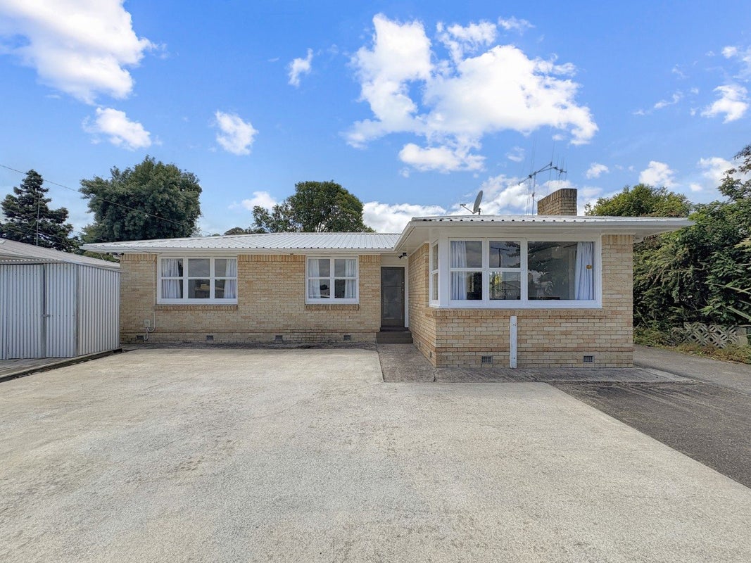38 Helena Road, Hillcrest, Hamilton - Carousel 1