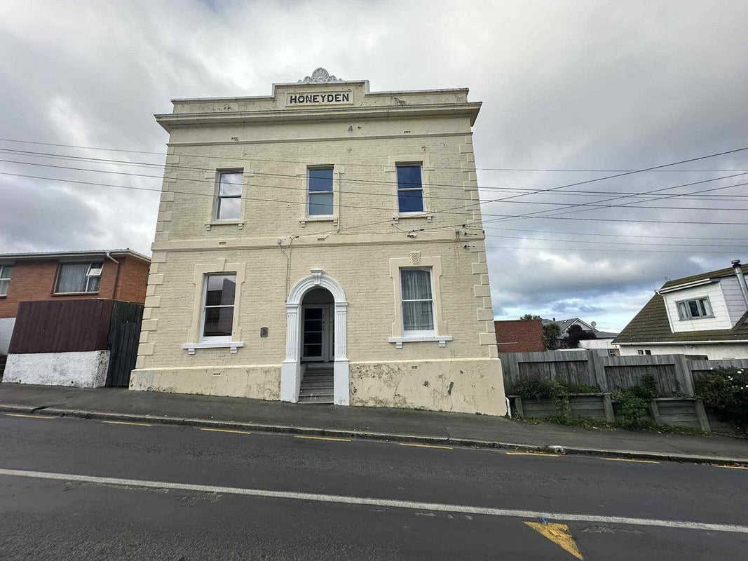 1 MacNee Street, Mornington, Dunedin - Carousel 11
