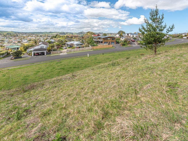 51 Parkdale Drive, Aramoho, Whanganui - Carousel 8