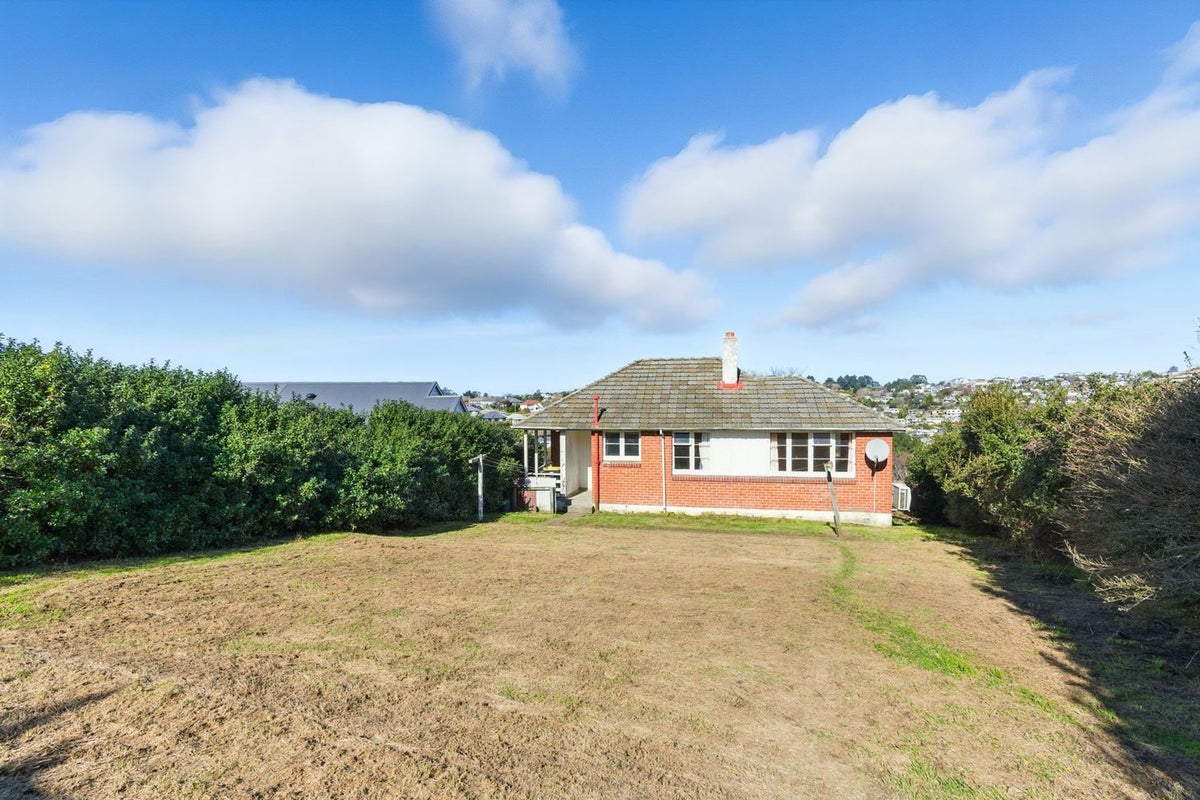 71 Columba Avenue, Calton Hill, Dunedin - Carousel 2
