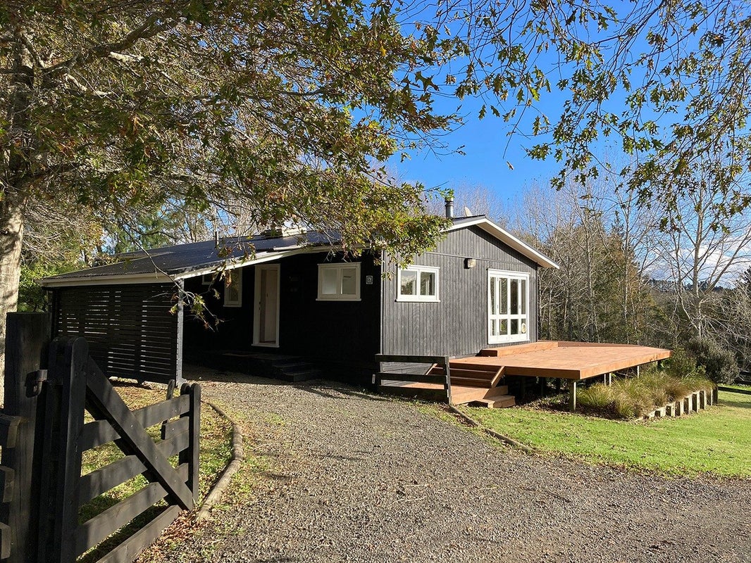 16 Hull Road, Kaukapakapa - Carousel 1