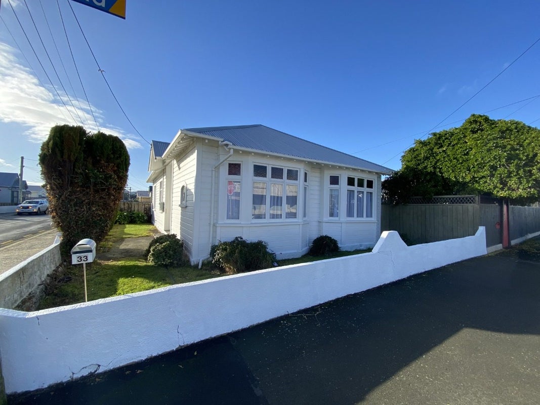 33 Prince Albert Road, Saint Kilda, Dunedin - Carousel 1