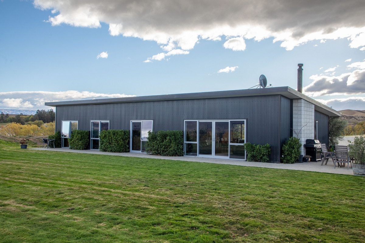 28 Gartley Lane, Springvale, Alexandra - Carousel 1