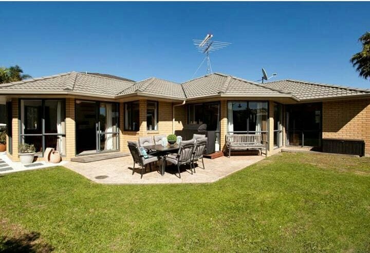 19 Crimson Park, Oteha, Auckland - Carousel 16
