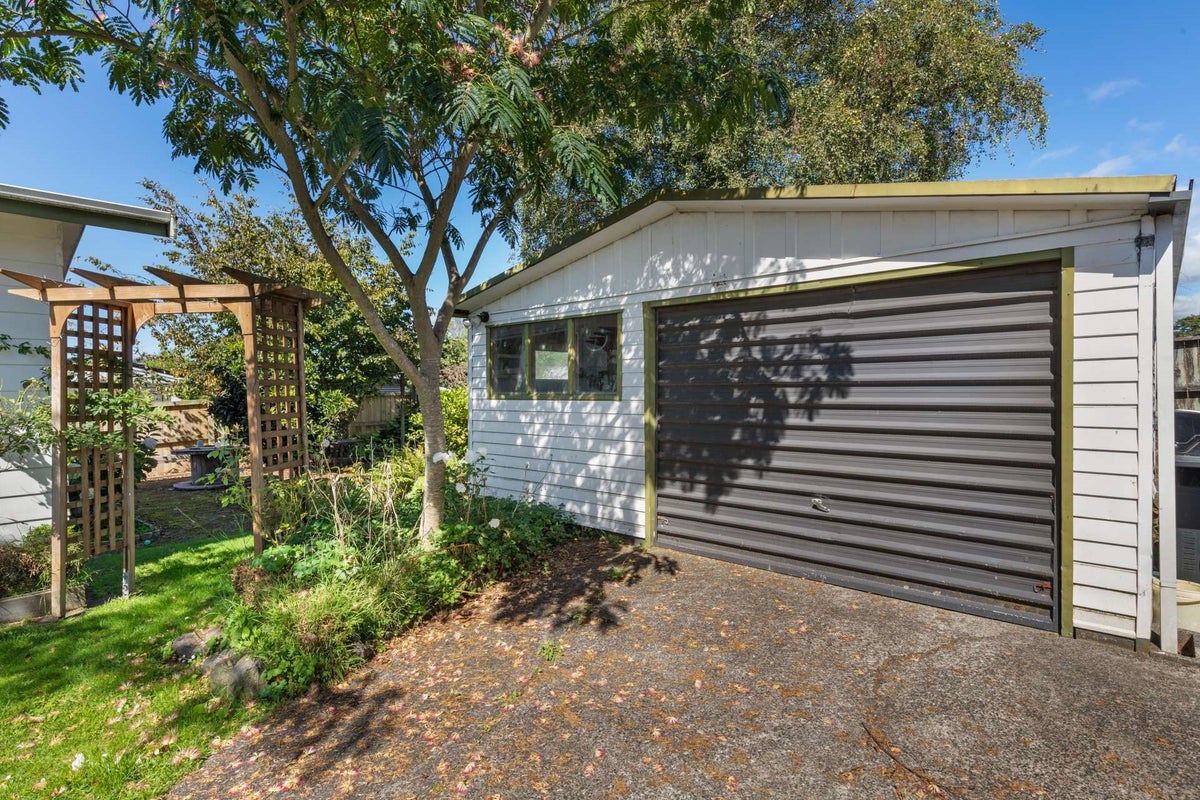 15 Gem Street, Pukehangi, Rotorua - Carousel 2