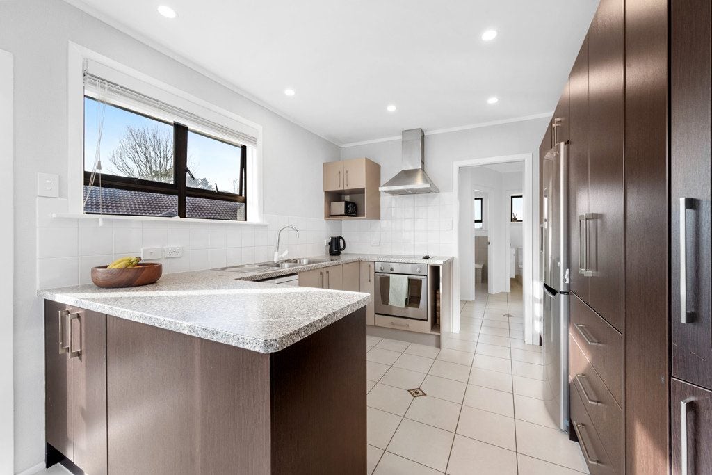16 Bledisloe Street, Cockle Bay, Auckland - Carousel 2