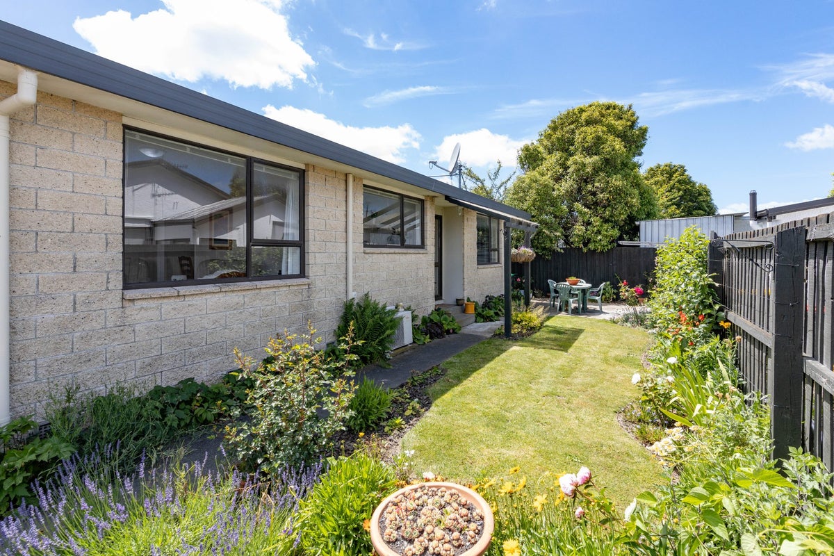 1/22 Moffett Street, Islington, Christchurch - Carousel 2