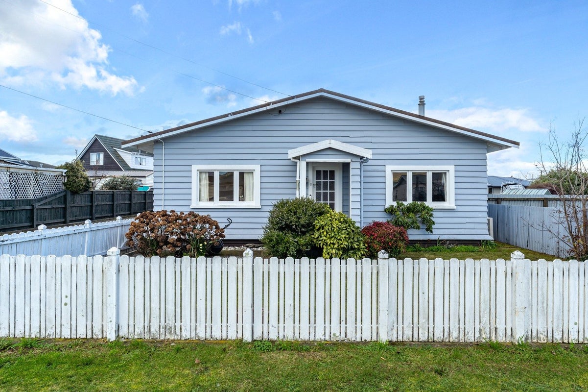 15A NORTH ST, Redwoodtown, BLENHEIM - Carousel 1
